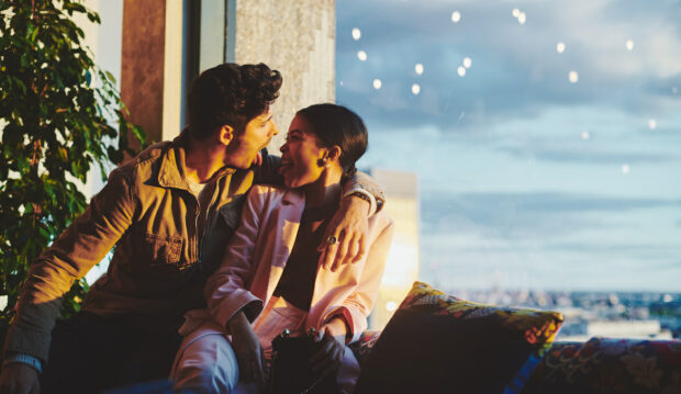 Your 3 Personal Planets in Astrology Are Crucial to Relationship Health—Here's What That Means