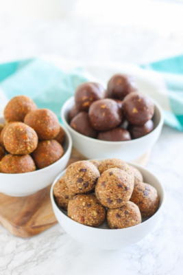 Protein bites of cashew cookie dough with chocolate chips