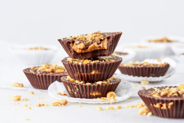 You Only Need 3 Ingredients To Make These Protein-Packed, Dairy-Free Peanut Butter Cups