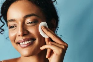 5 Makeup Removers That Won't Irritate Sensitive Skin, According to Dermatologists