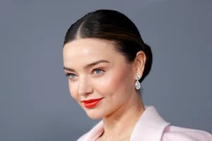 Derms Can't Stop Recommending the Tinted Sunscreen Miranda Kerr Loves for Protecting Skin and Vanishing Dark Spots