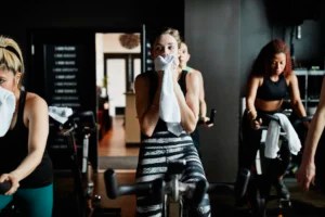 Why You Should Let Out That Fart During Your Workout, According to a Gastroenterologist