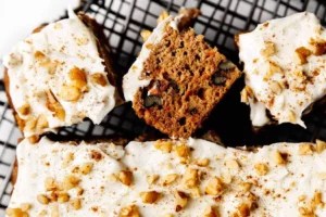 7 Easy, Anti-Inflammatory Ways To Eat Carrot Cake for Breakfast