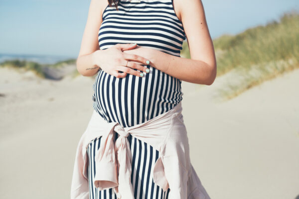 14 Best Pregnancy-Safe Sunscreens for Your Healthy Summer Skin-Care Routine