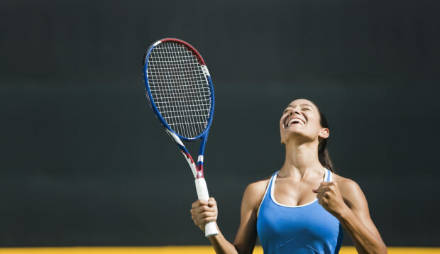 8 Tennis Rackets for Beginners That Will Help You Ace Your Game on the Court