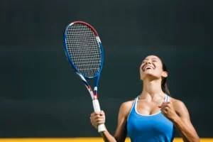 9 Tennis Rackets for Beginners That Will Help You Ace Your Game on the Court