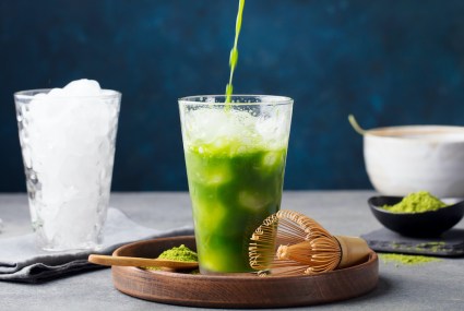 Emma Chamberlain’s Refreshing Matcha Lemonade Recipe Is 3 Steps and the Perfect Summer Drink