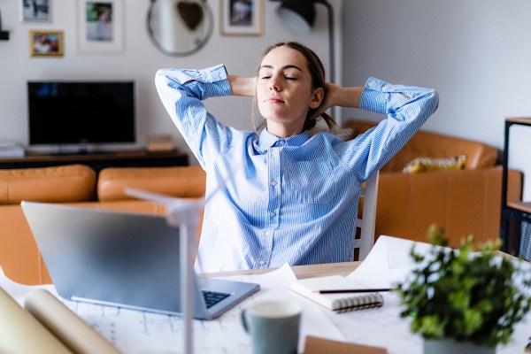 When Your Energy Is Slumping, Is It Better To Nap or Get Moving?