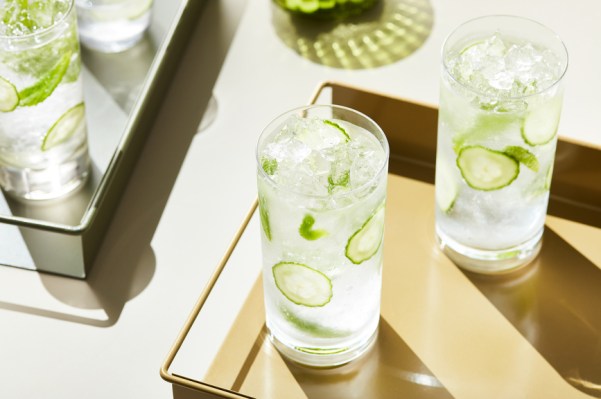 Why a Dietitian Says That Anti-Inflammatory Cucumber Water Is One of the Best Beverages for...