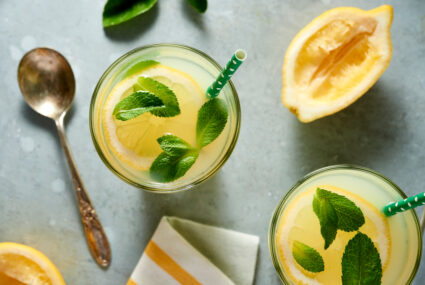 This Sparkling Probiotic Lemonade Is So Rich in Gut-Boosting Benefits