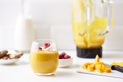 This Gut-Friendly Golden Milk Smoothie Should Really Be Called the *Golden Child* of All Anti-Inflammatory Recipes