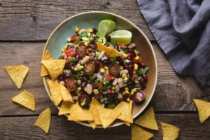 'Cowboy Caviar' Is the Anti-Inflammatory, Gut-Healthy Snack You'll Be Eating All Summer