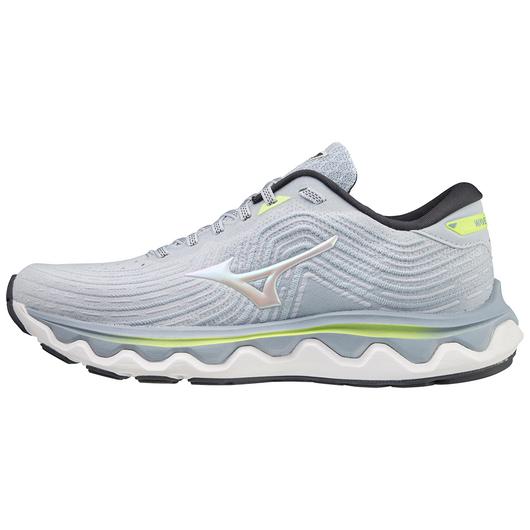 Mizuno Wave Horizon 6, one of the best sneakers for knee pain
