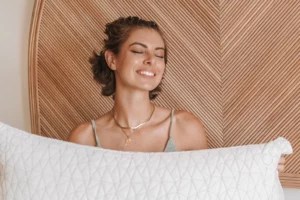 This 'Air-Conditioned' Pillow Is a Hot Sleeper's Dream Come True—Especially in a Heat Wave