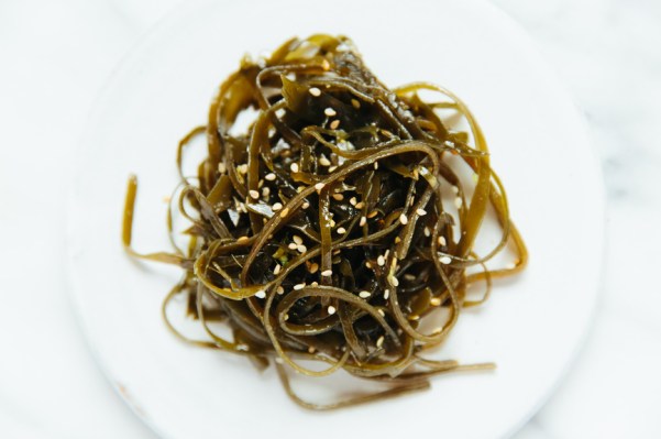 This Delicious Type of Seaweed Is a Dietary Staple in Okinawa, Home to the Planet’s...
