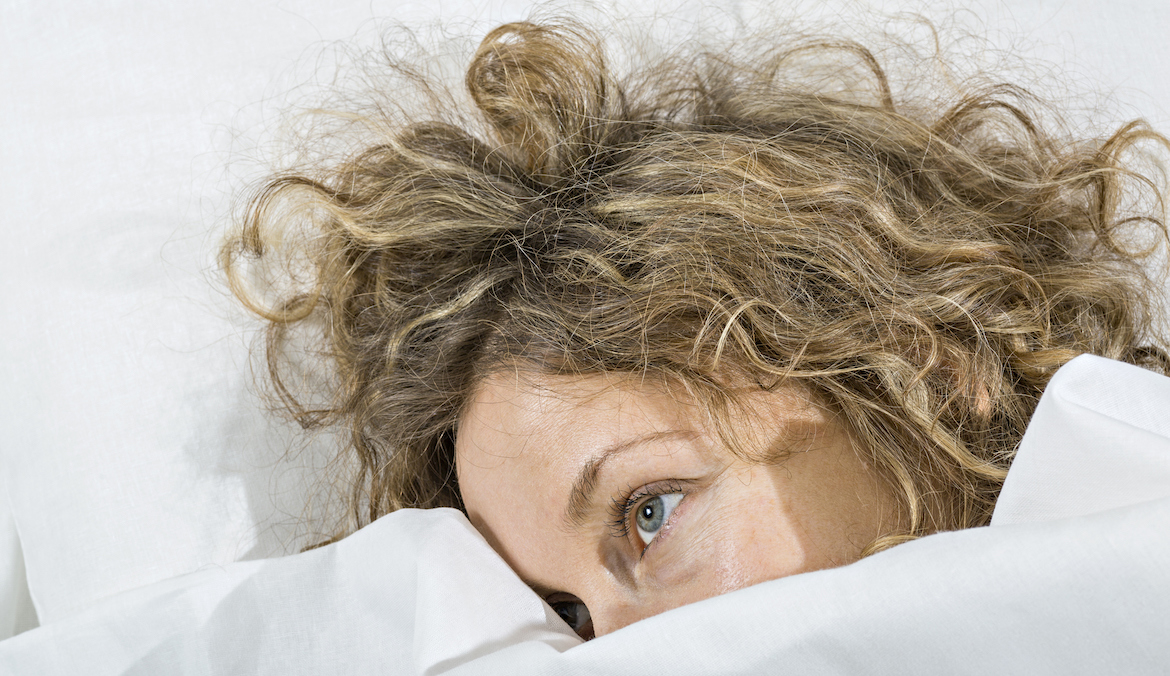 It’s Totally Normal To Wake Up in the Middle of the Night—And It Doesn’t Always Tank Your Sleep Quality - Well+Good