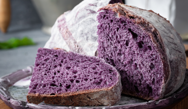 How To Bake Anti-Inflammatory Blueberry Bread With Just 5 Ingredients (and No Bread Maker)