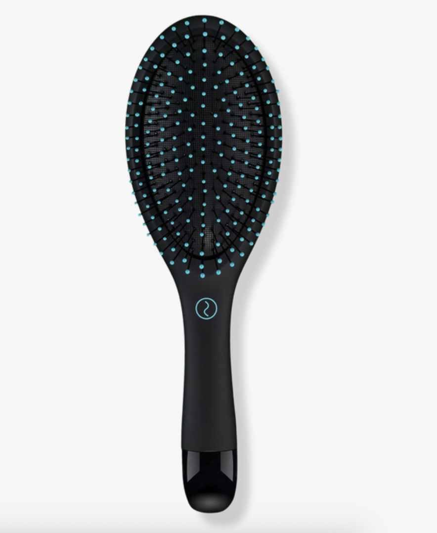 10 Best Detangling Brushes for 4C Hair in 2023 | Well+Good