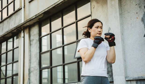The Most Important Safety Dos And Don'ts of Protecting Yourself, According to a Self-Defense Instructor