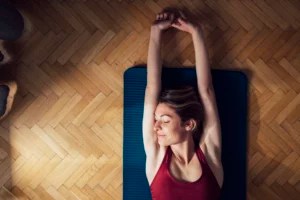 Feeling Too Blah To Work Out? Try These 6 ‘Lazy Girl’ Pilates Moves Without Getting Off the Floor