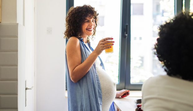 The Best Non-Alcoholic Drinks To Sip During Pregnancy, According to a Nutritionist
