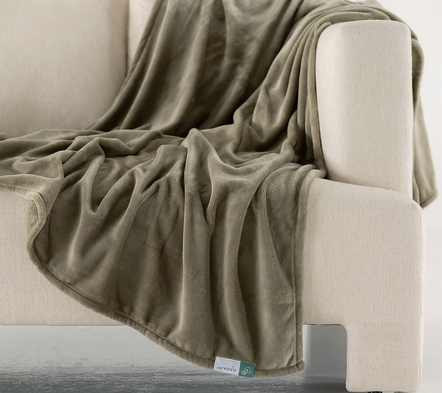 a green velvet throw from berkshire blanket company, one of the best gifts for teen boys