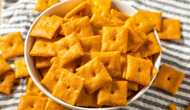 1-Ingredient Air Fryer Vegan 'Cheez-Its' Will Make You Feel Like You’ve Struck Gold in Less...