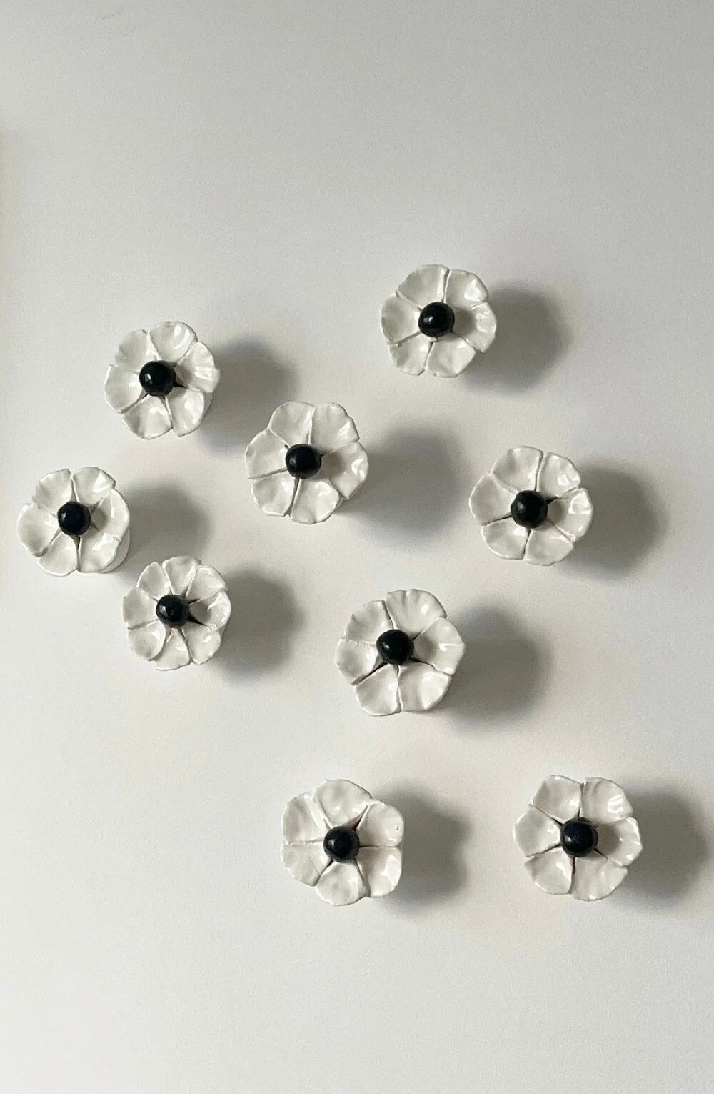 shira berg ceramic daisies, best sister in law gifts