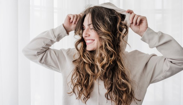 How To Keep Wavy Hair Looking Fresh—Never Flat—With Fewer Weekly Washes