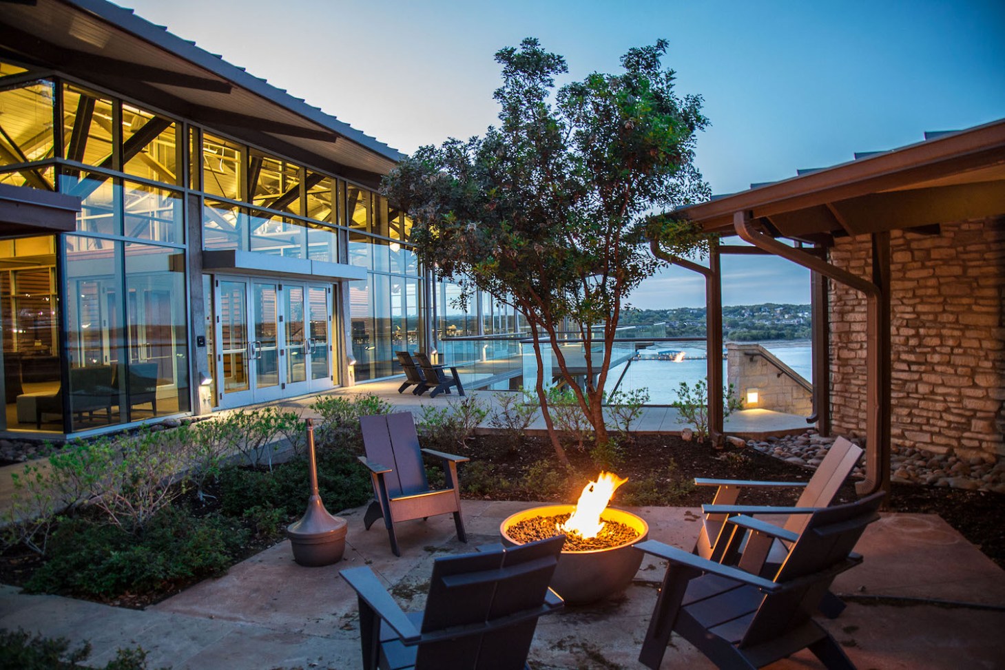 lakeway resort & spa fireplace