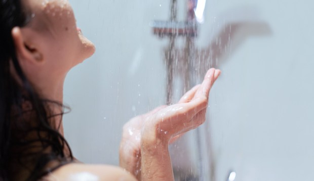 A Dermatologist Reveals the Most (and Least) Hygienic Ways To Wash Your Body... Because Your...