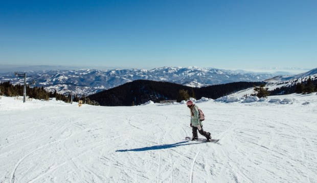 10 Ski Resorts 6 Hours or Less From New York City Worth a Weekend Trip—Even...
