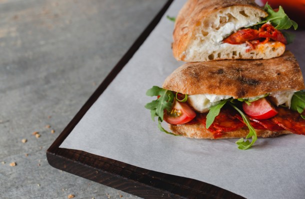 This 1-Minute Sourdough Tomato Sandwich Recipe Is Inspired by the Longest-Living People on the Planet