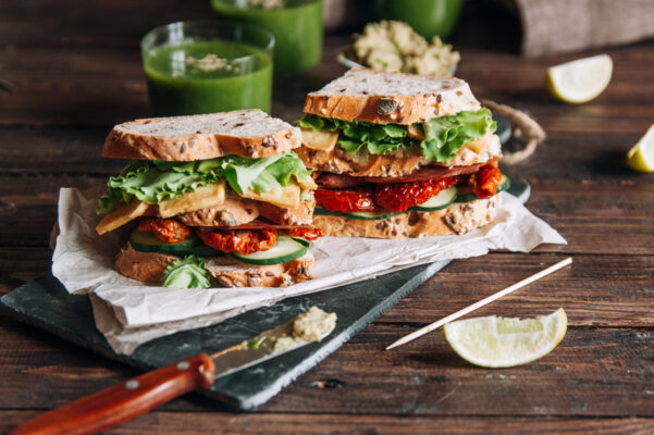 This Delicious 3-Minute Cucumber Sandwich Is Packed With Fiber and Flavor To Help You Meet...