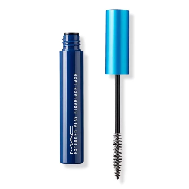 10 Best Mascaras for Volume and Length, Per Makeup Artists |
