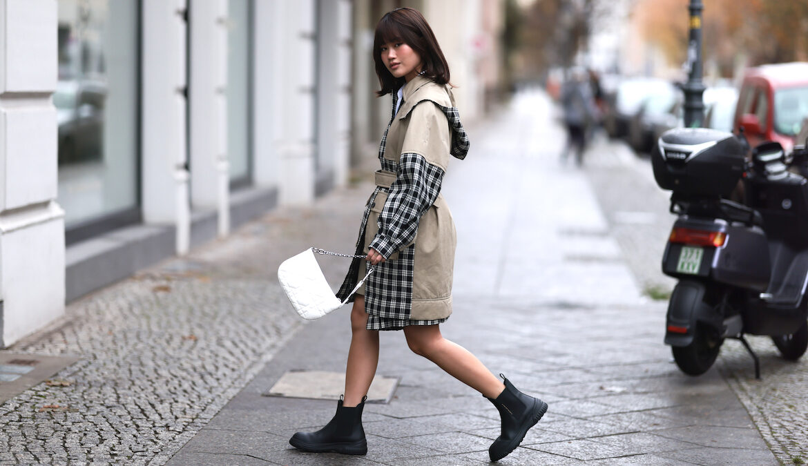 How To Wear Ankle Boots For Petites