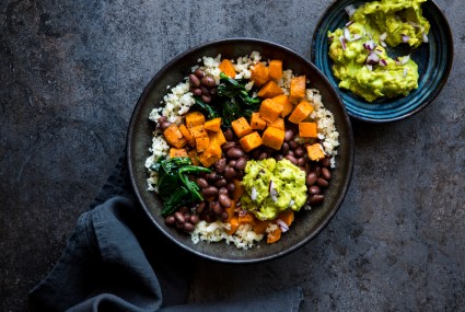 This Longevity-Boosting Instant Pot Red Beans With Black Rice and Avocado Recipe Is Packed With Protein