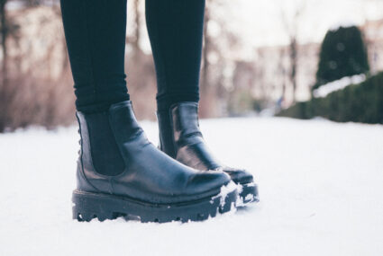 kaustisk Jeg vil have Stole på A Review of FitFlop F-Mode Chelsea Boots Before Buying | Well+Good