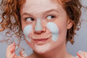 Amazon Reviewers and Redditors Love This $15 Face Mask, but Derms Recommend Better Alternatives