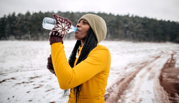 How Much Do You Really Need To Hydrate During Winter Workouts?
