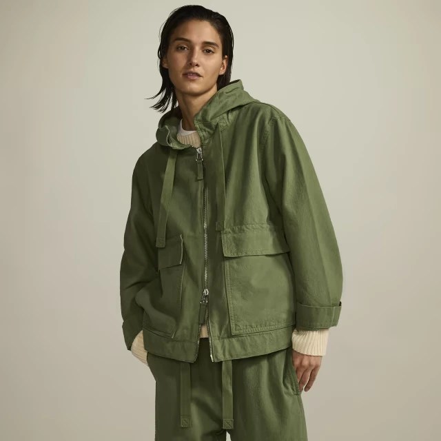 everlane canvas anorak, one of the best women's jackets for spring