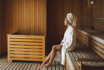 I Tried Contrast Bathing To Feel What It’s Actually Like—And Learned Why It Can Help Recovery, Inflammation, and Longevity