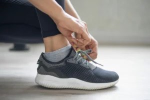 The Best Orthopedic Shoes for Women (That Don't Look Like Orthopedic Shoes), According to Podiatrists