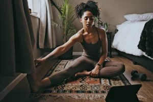 These 4 Yoga Poses Can Ease Period Cramps and Other PMS Symptoms