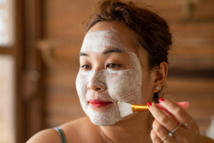 Indian Healing Clay - Bentonite Clay Facial Mask with Aloe Vera & Lemo