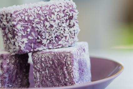 Just Looking at These 2-Ingredient Anti-Inflammatory Blackcurrant Marshmallows Will Brighten Your Day