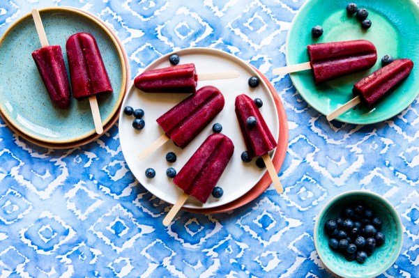 Every Ingredient in These Easy Black Tea Blueberry Ice Pops Is Good for Gut Health...