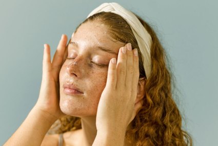 5 Facial Massage Techniques That Help Relieve Built-Up Stress and Anxiety