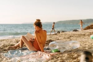 The Best Book Releases This Month Are Absolute Page-Turners (Stash 'Em in Your Beach Bag, ASAP)