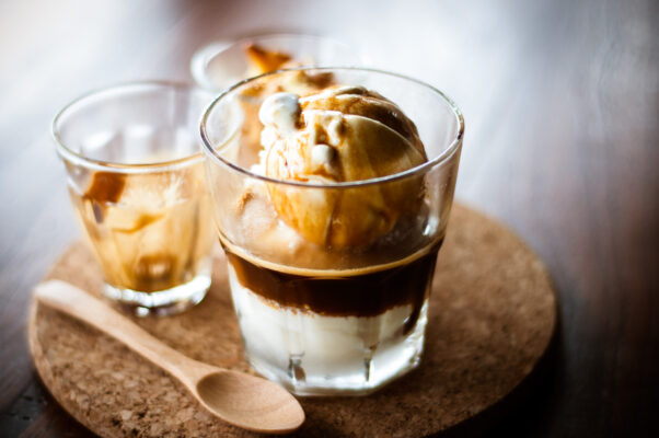 You Only Need 2 Minutes To Make This Delicious Dairy-Free Cold Brew Coffee Affogato